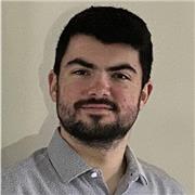 Jeune diplômé d’un master dans le multimédia, je propose mon aide en mathématiques, primaire et collège